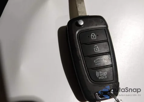 2020 Hyundai Accent Se из США, поврежденный, VIN 3KPC24A6XLE108803